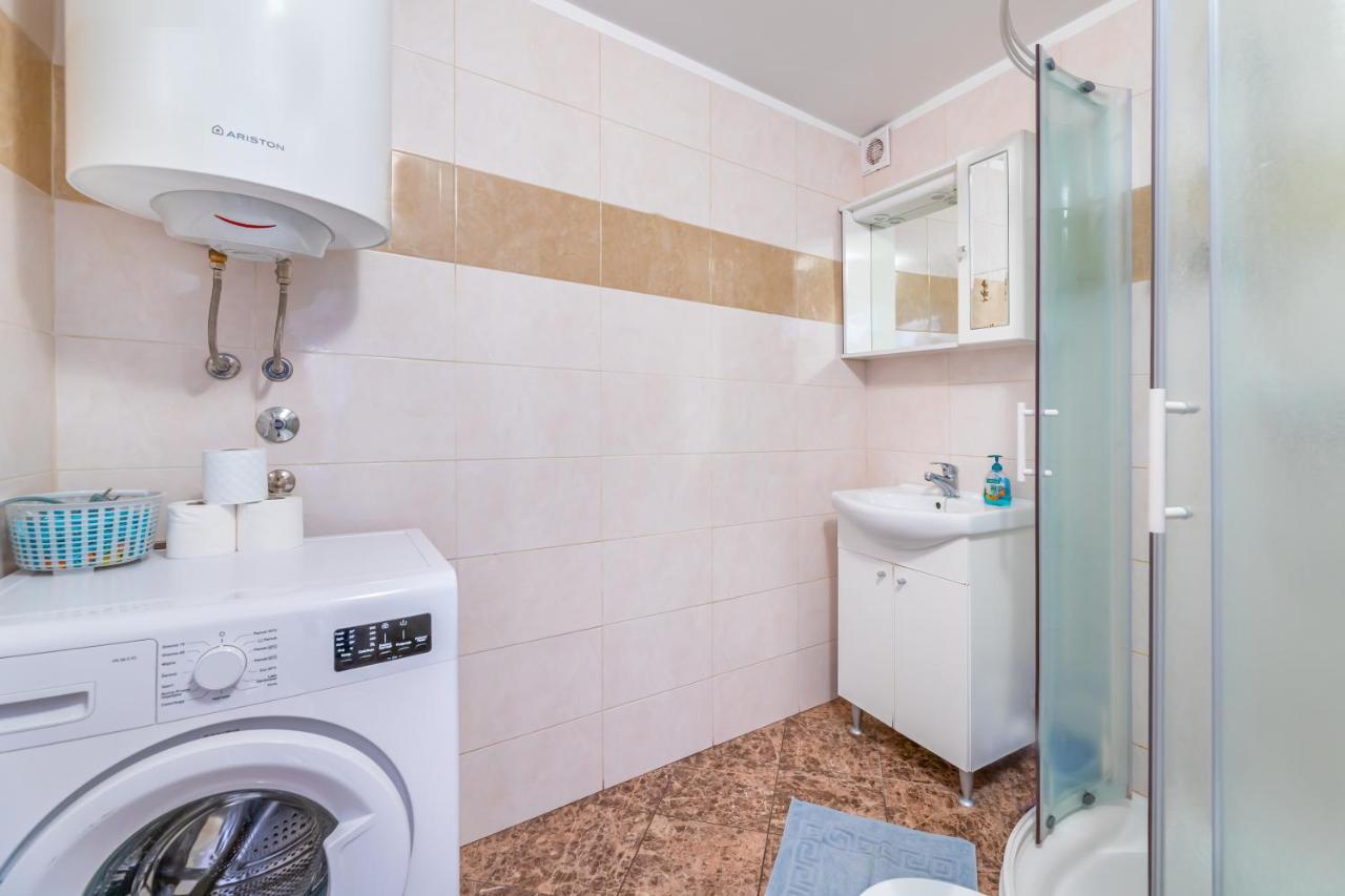 Valter Apartment Baska  Bagian luar foto